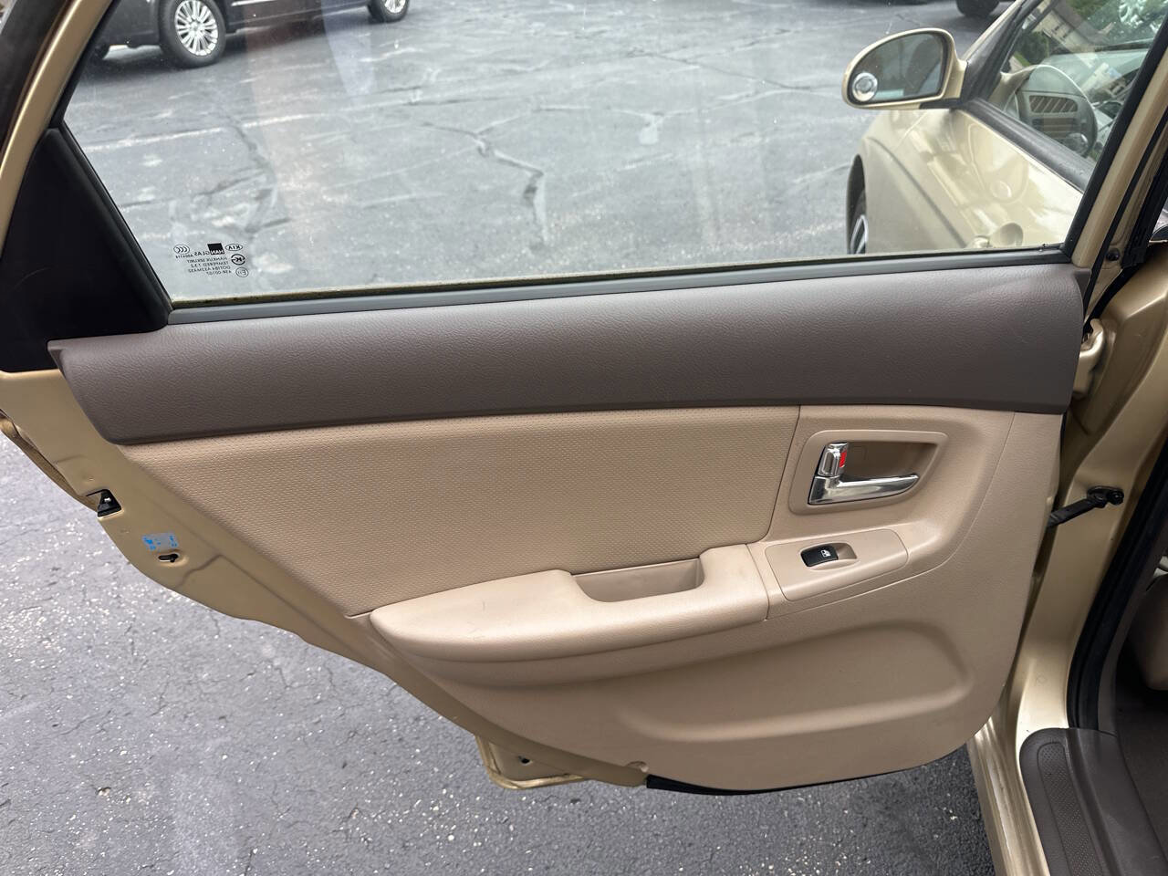 Used 2009 Kia Spectra EX image 6