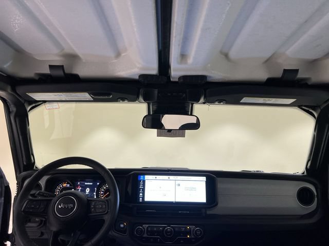 Used 2024 Jeep Wrangler Unlimited Sport AWD/4WD image 18