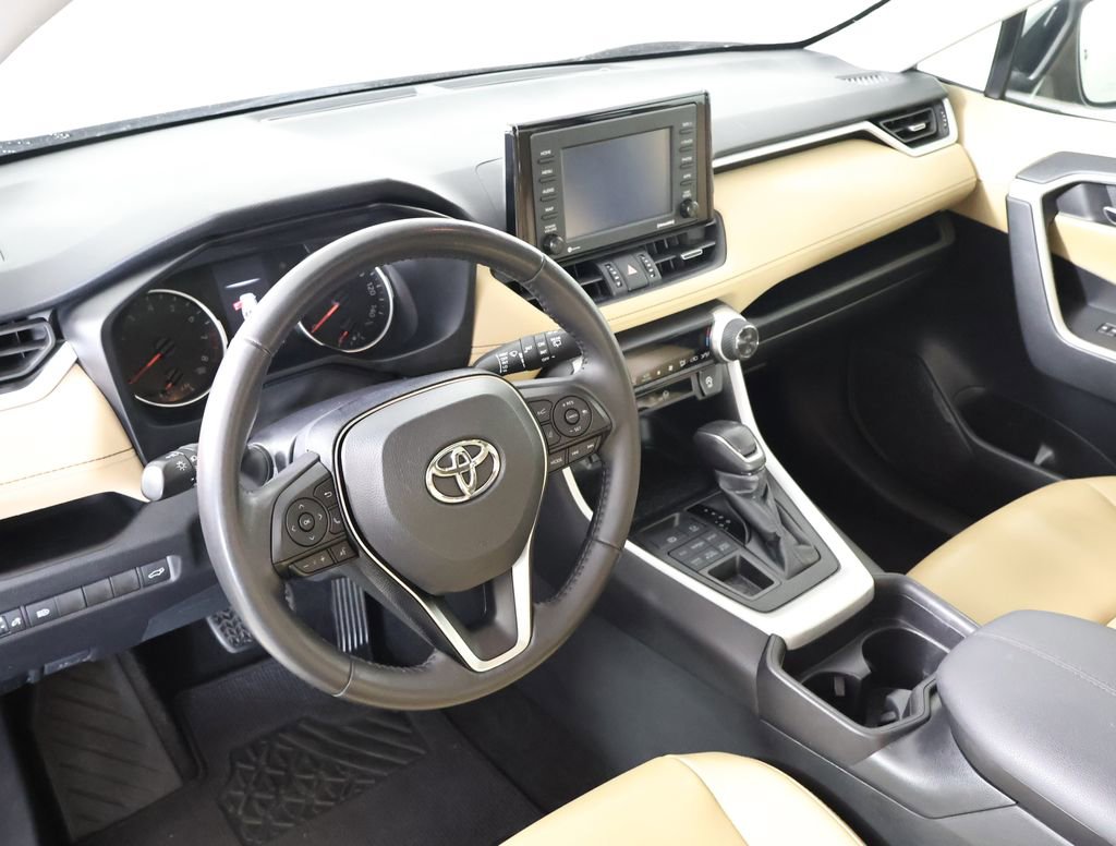 Used 2020 Toyota RAV4 XLE Premium w/ Carpet Mat Package image 6