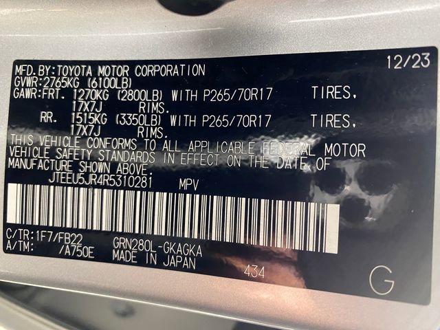 Used 2024 Toyota 4Runner SR5 image 24