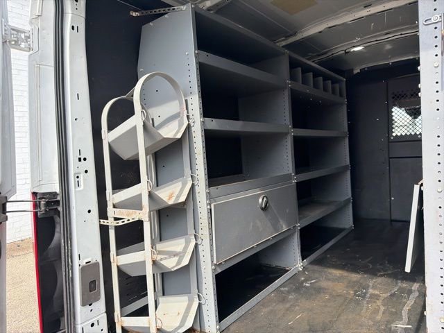 Used 2020 Ford Transit 250 Medium Roof w/ Load Area Protection Package image 17