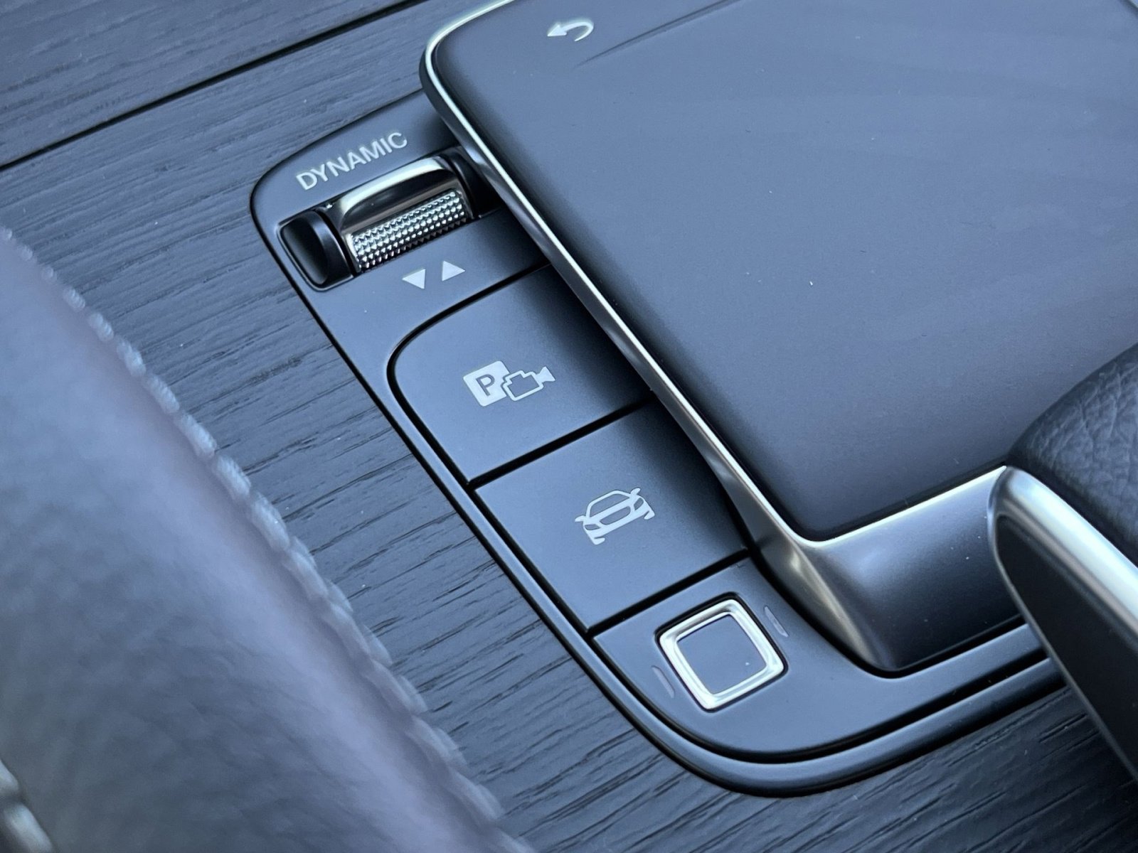 Certified 2026 Mercedes-Benz GLE 350 4MATIC image 32