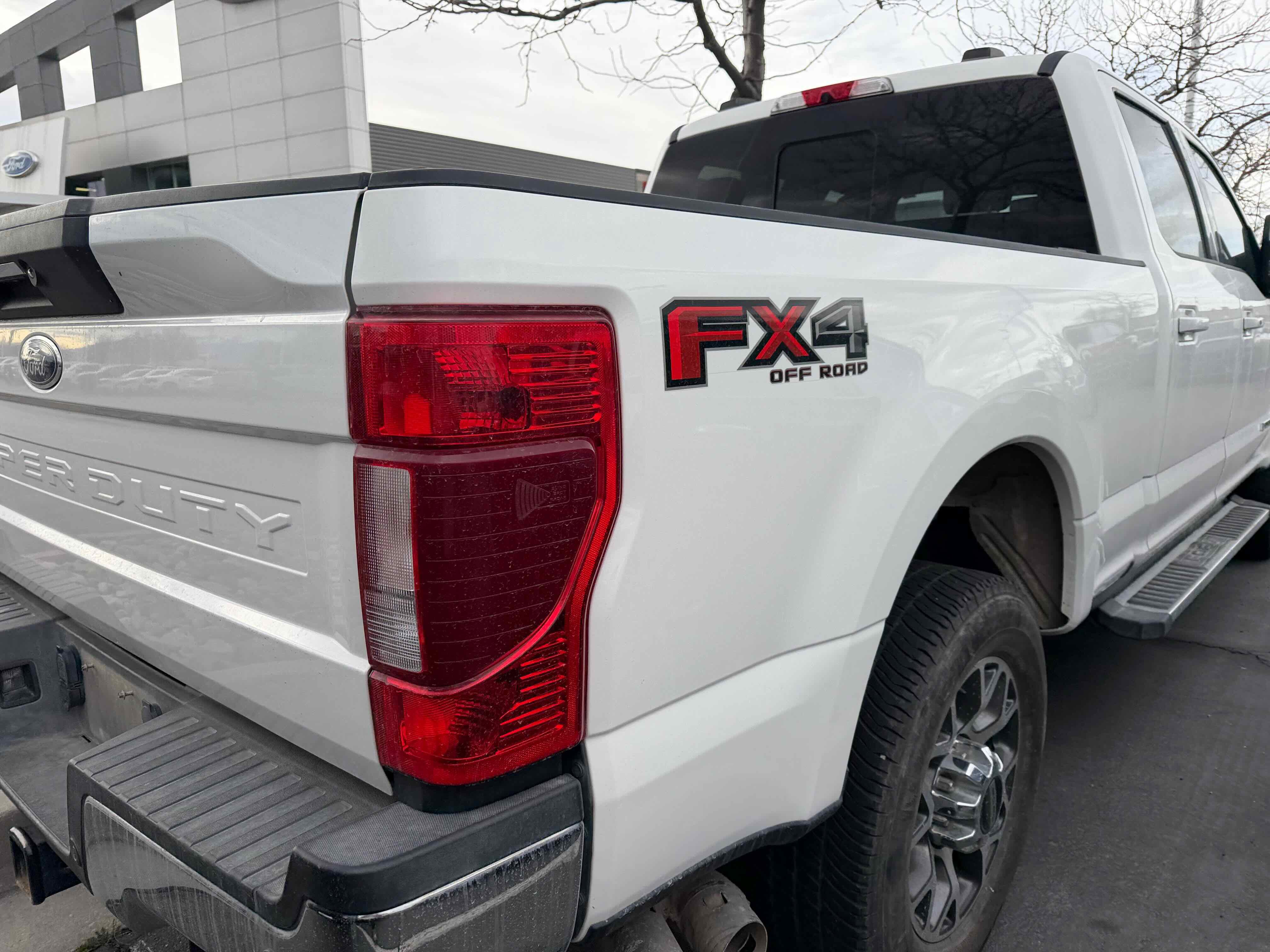 Used 2021 Ford F350 Lariat w/ Lariat Ultimate Package image 9