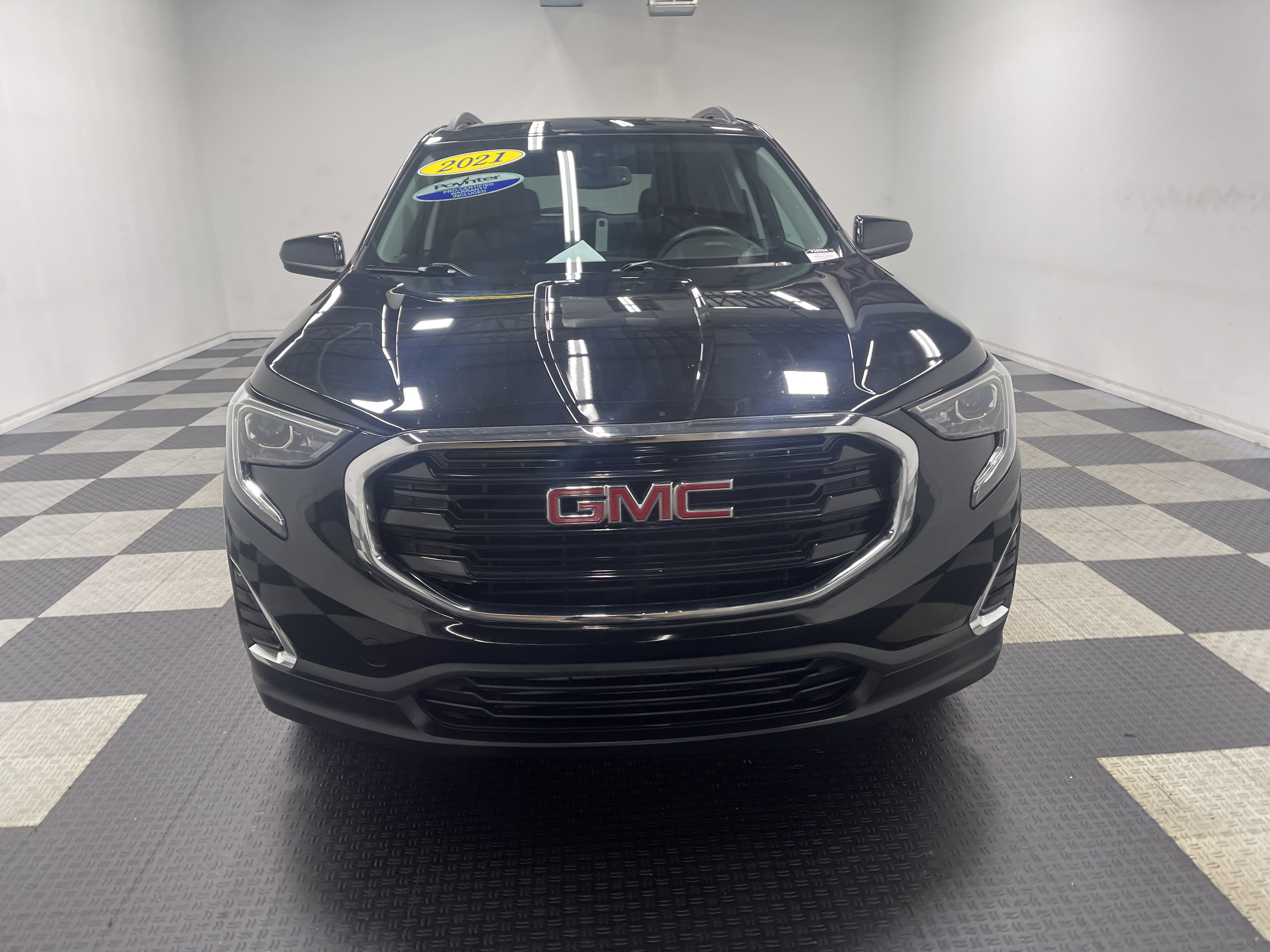 Used 2021 GMC Terrain SLE w/ Driver Convenience Package image 7