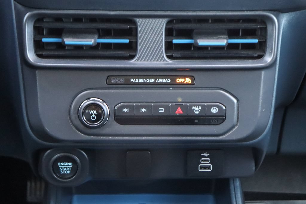 Used 2025 Ford Maverick XLT w/ XLT Luxury Package FWD image 30