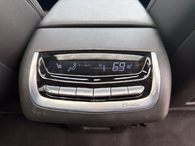 Used 2024 Cadillac XT6 Premium Luxury AWD/4WD image 53