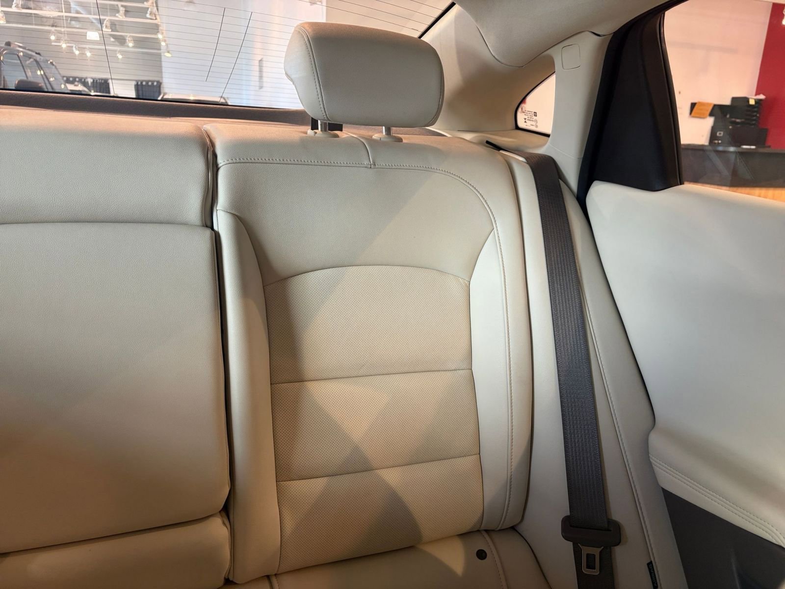 Used 2024 Chevrolet Malibu LT image 37