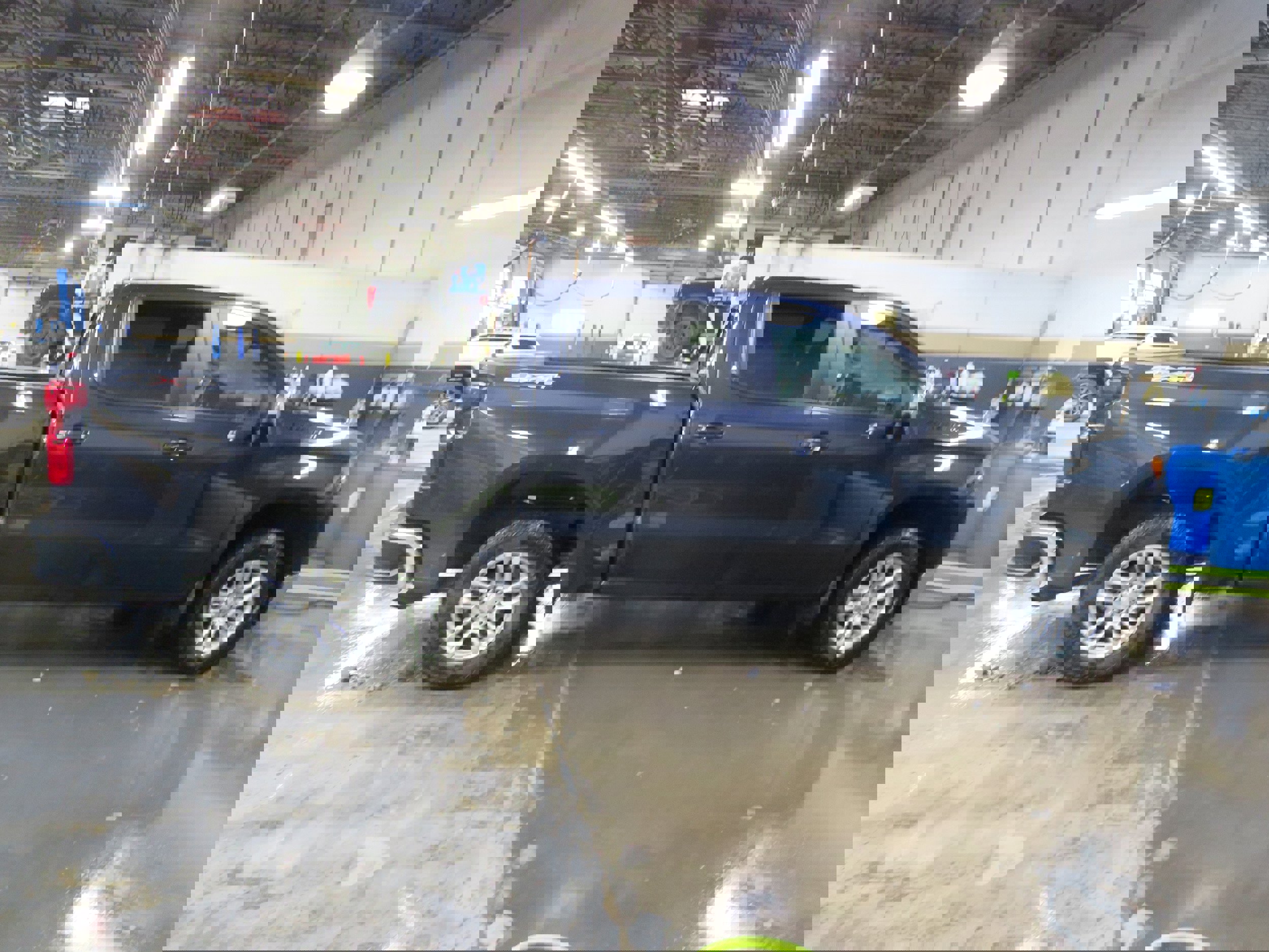 Used 2023 Chevrolet Silverado 1500 LT image 7