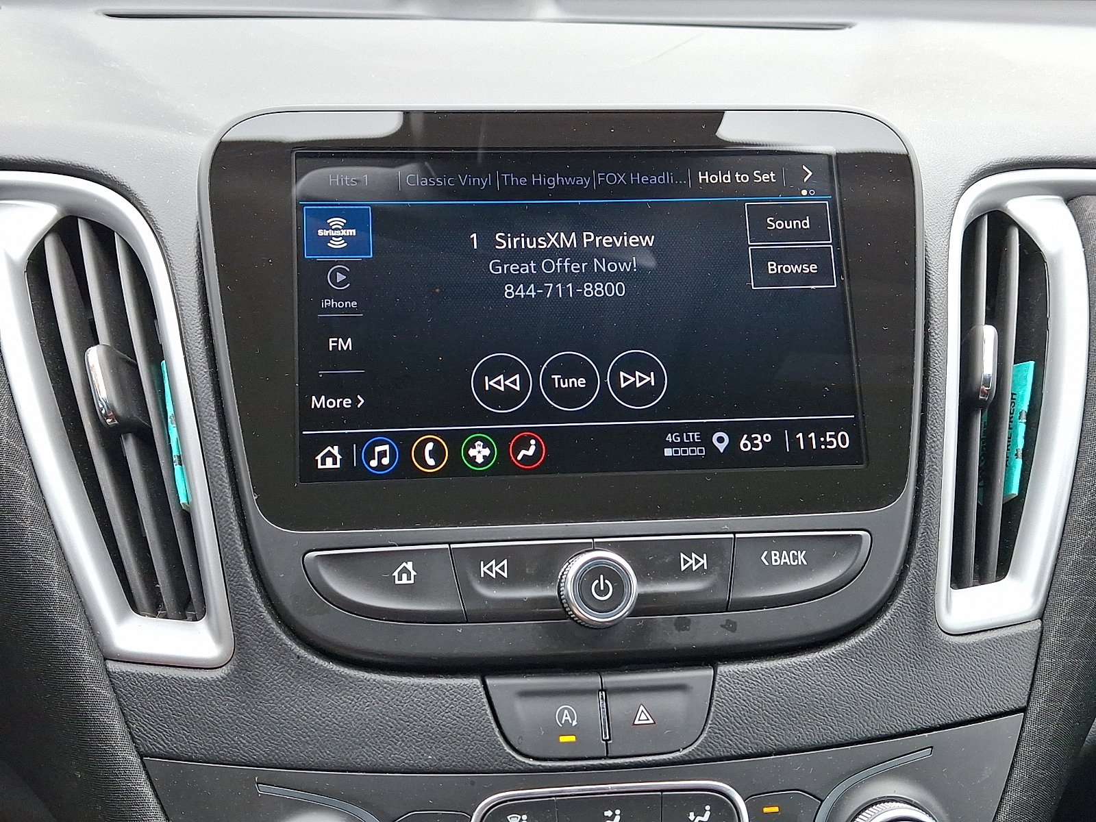 Used 2024 Chevrolet Malibu LT FWD image 16