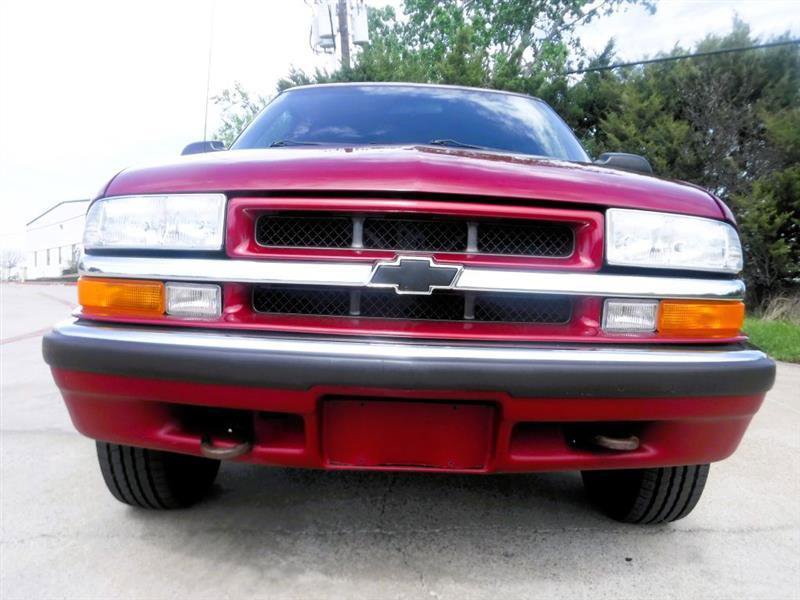 Used 2002 Chevrolet S10 Pickup LS w/ LS Preferred Equipment Group image 15
