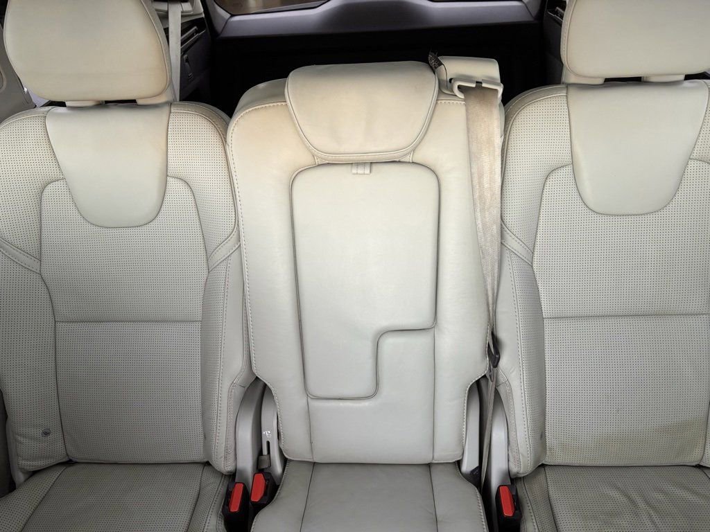 Used 2020 Volvo XC90 T8 Inscription image 17