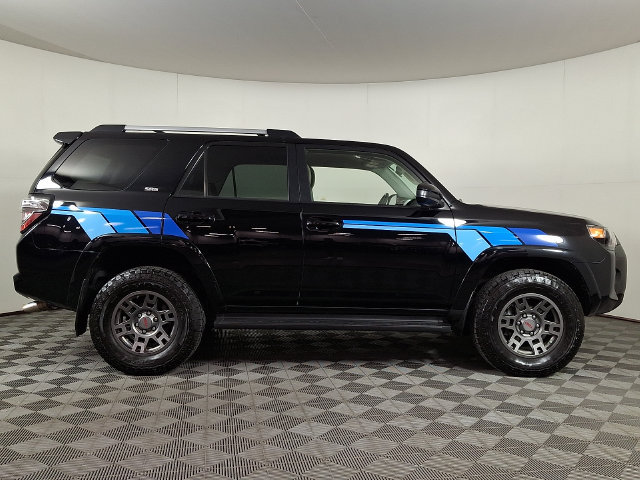 Used 2019 Toyota 4Runner SR5 AWD/4WD image 10