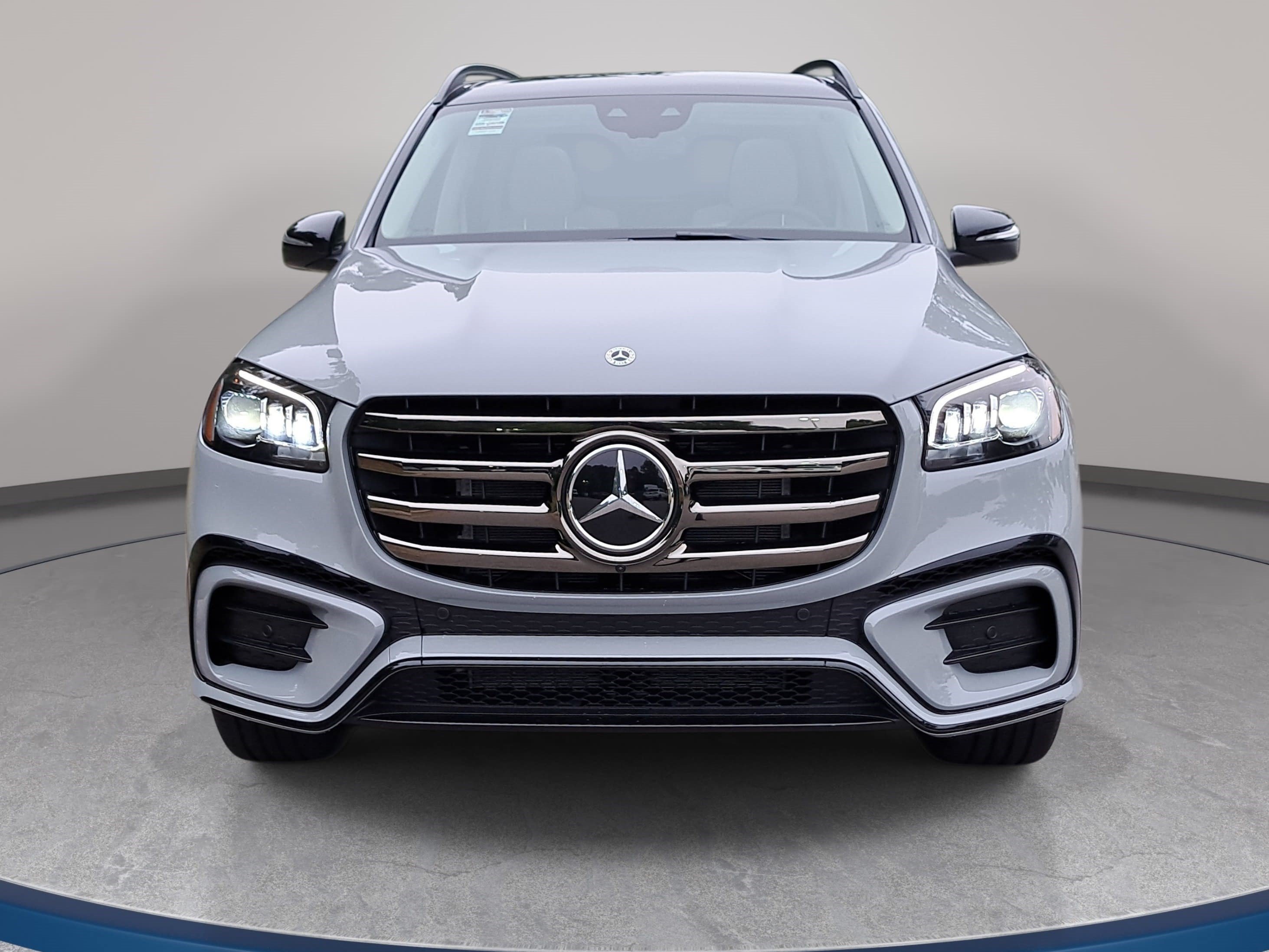 New 2026 Mercedes-Benz GLS 450 4MATIC image 2