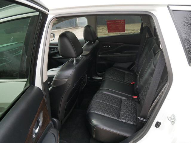 Certified 2024 Nissan Murano Platinum w/ Cargo Package AWD/4WD image 11