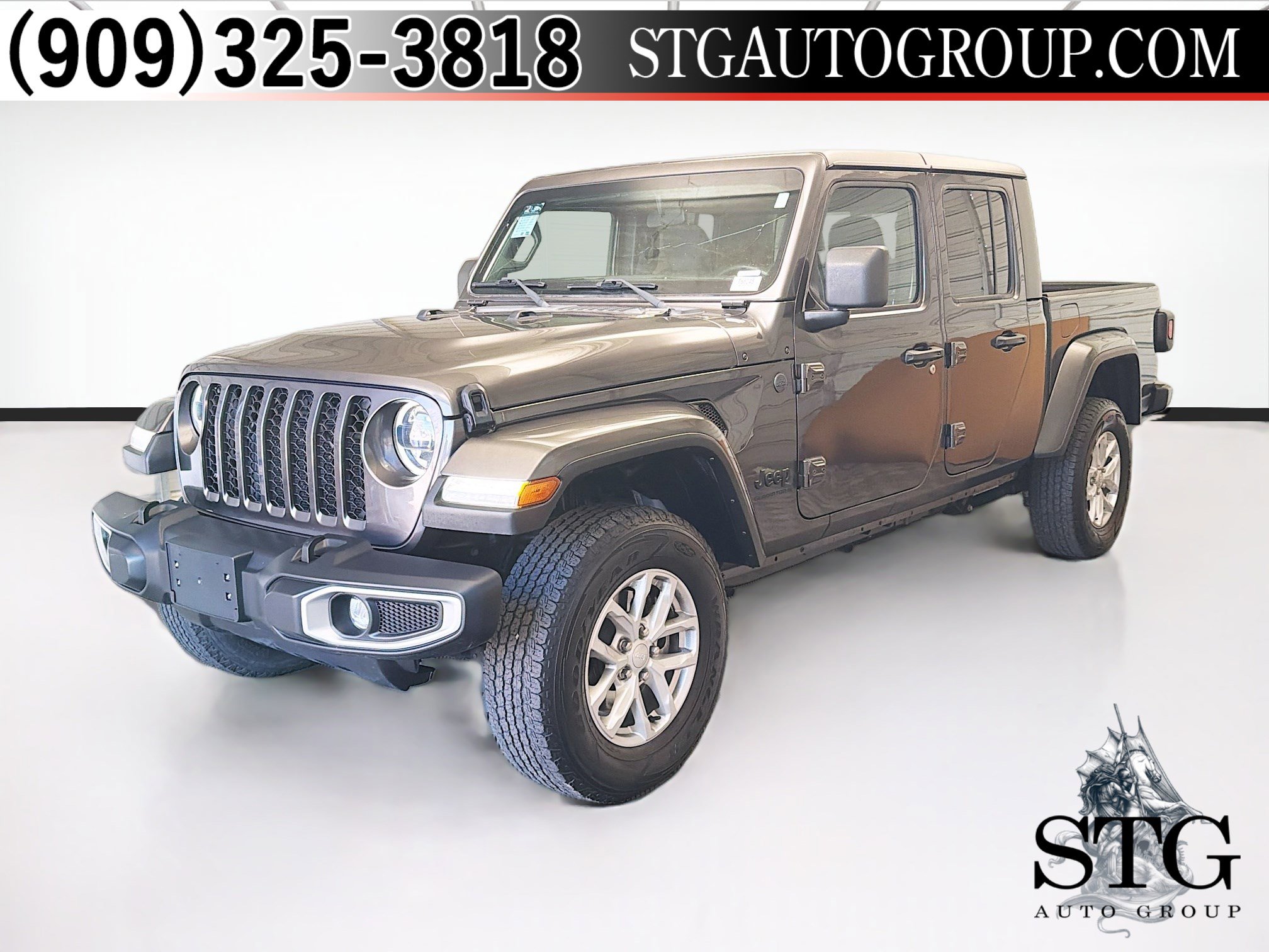 Used 2023 Jeep Gladiator Sport AWD/4WD image 1