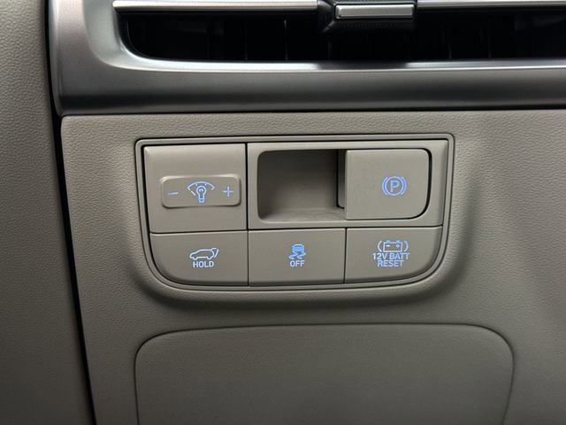 New 2025 Hyundai Tucson Limited w/ Tow & Go Package image 17