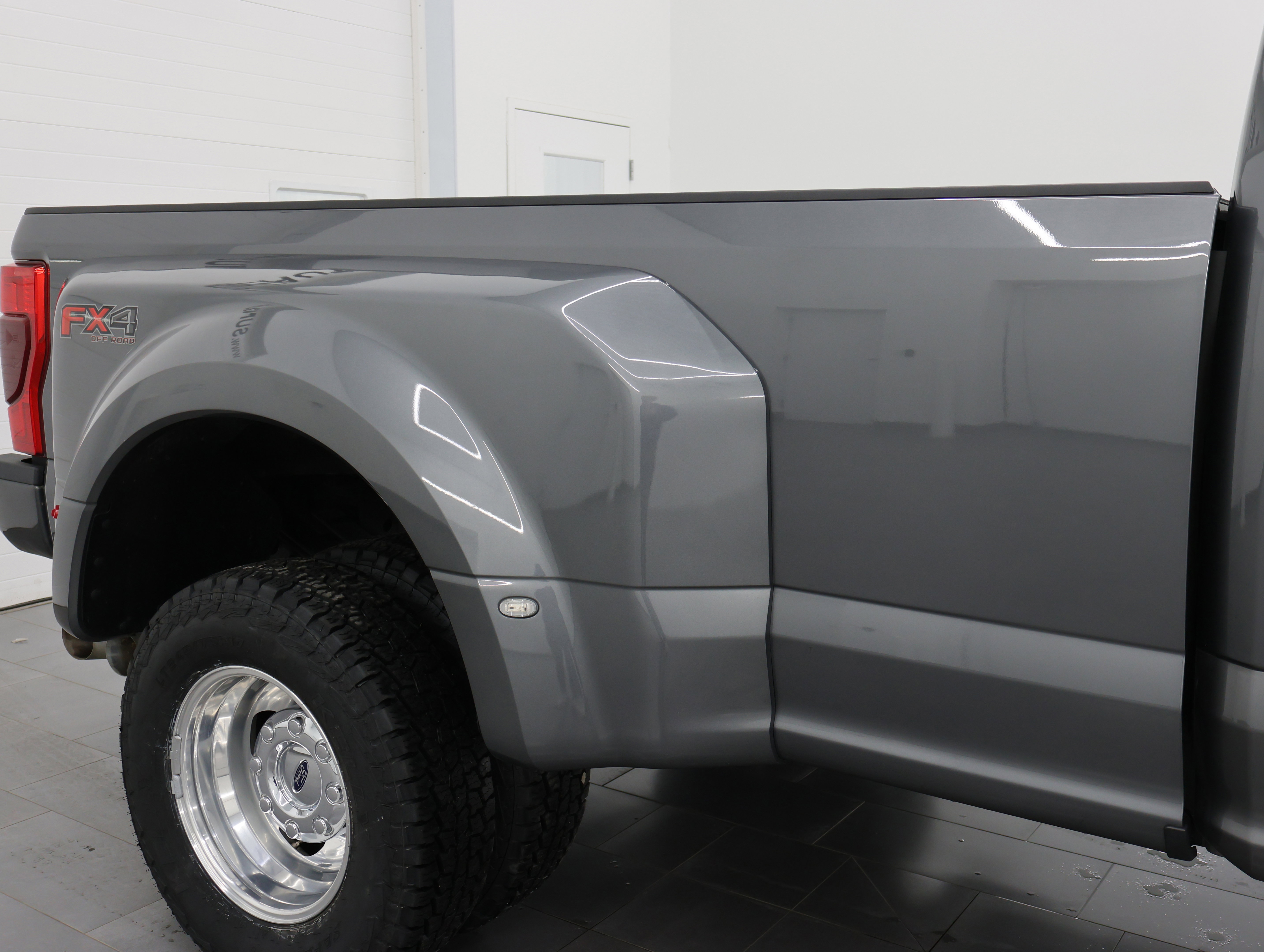 Used 2022 Ford F350 Platinum AWD/4WD image 29