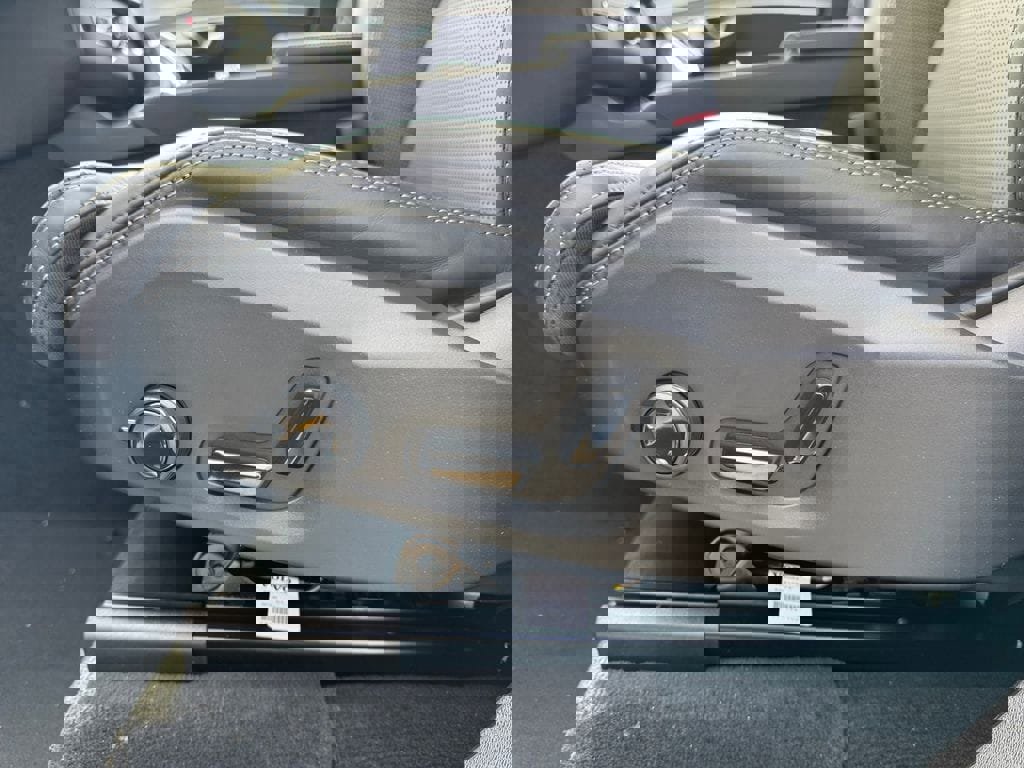 New 2026 Volvo XC90 T8 Ultra w/ Protection Package Premier image 28