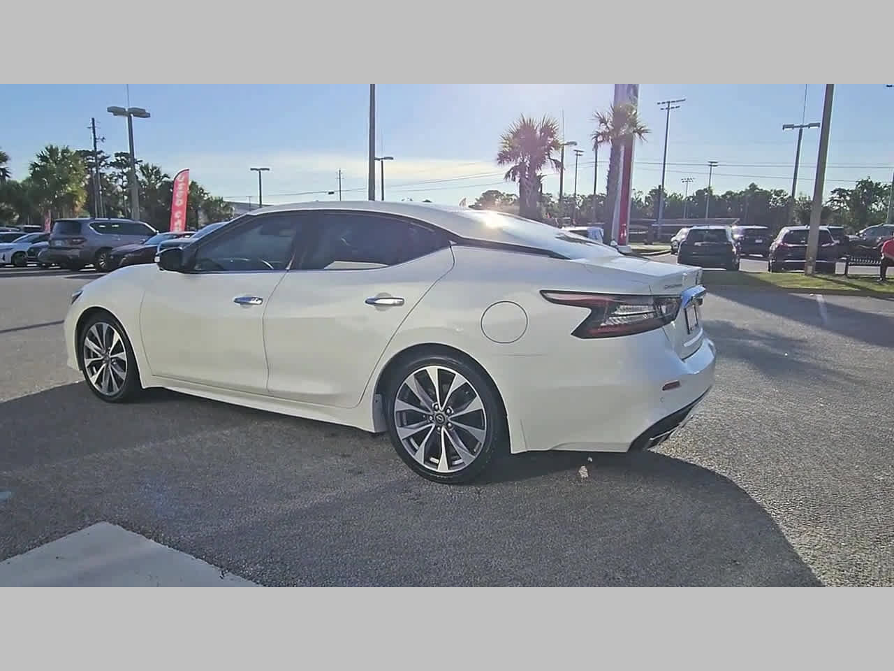 Used 2023 Nissan Maxima Platinum w/ Sport Mat Group FWD image 28