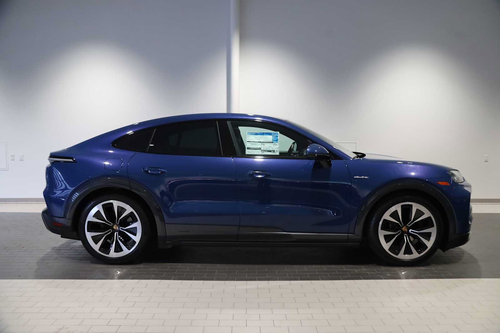 Used 2025 Audi Q7 3.0T Prestige w/ Prestige Package AWD/4WD image 38