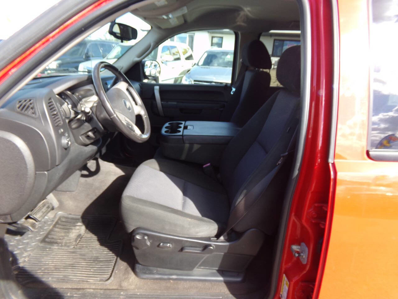 Used 2010 Chevrolet Silverado 1500 LT w/ Power Pack Plus image 10