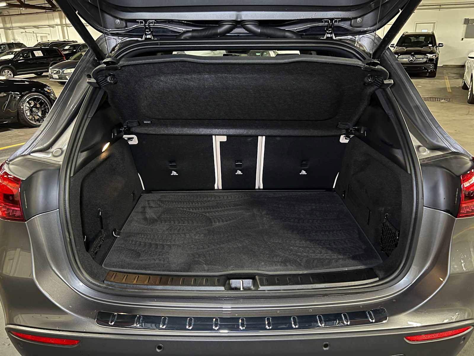 Used 2025 Mercedes-Benz GLA 250 4MATIC image 16