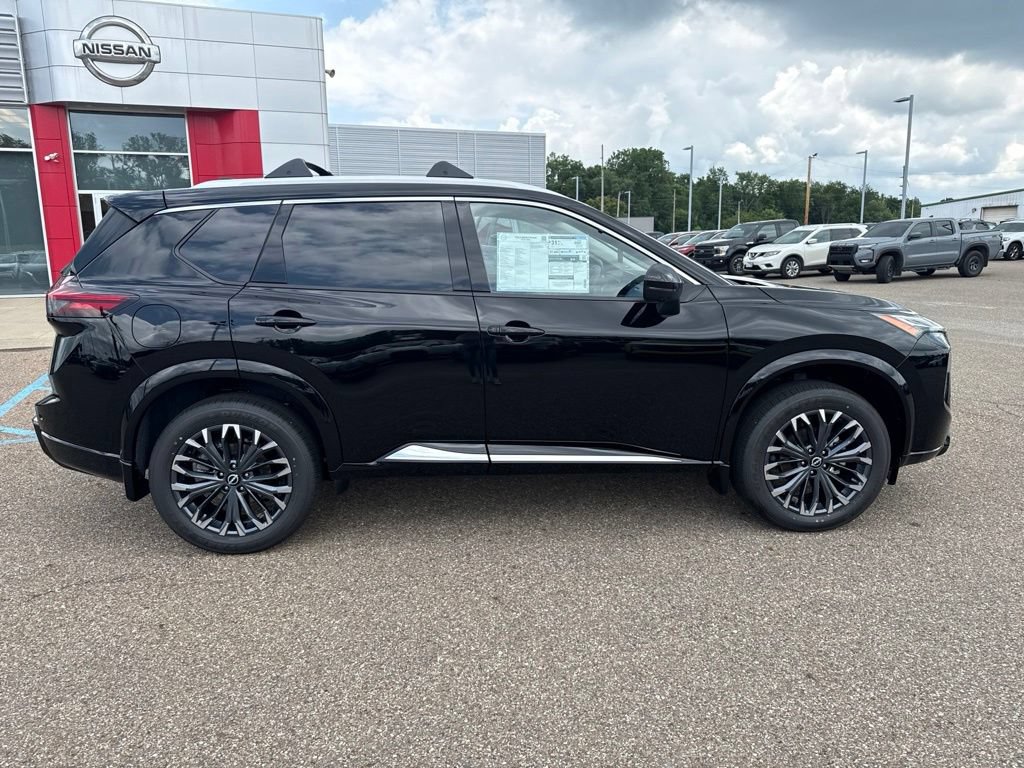 New 2026 Nissan Rogue Platinum AWD/4WD image 8