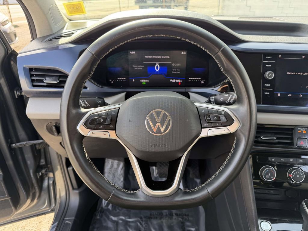 Used 2023 Volkswagen Taos SE FWD image 27