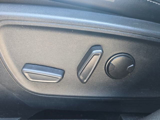 Used 2024 Ford Escape Platinum AWD/4WD image 17