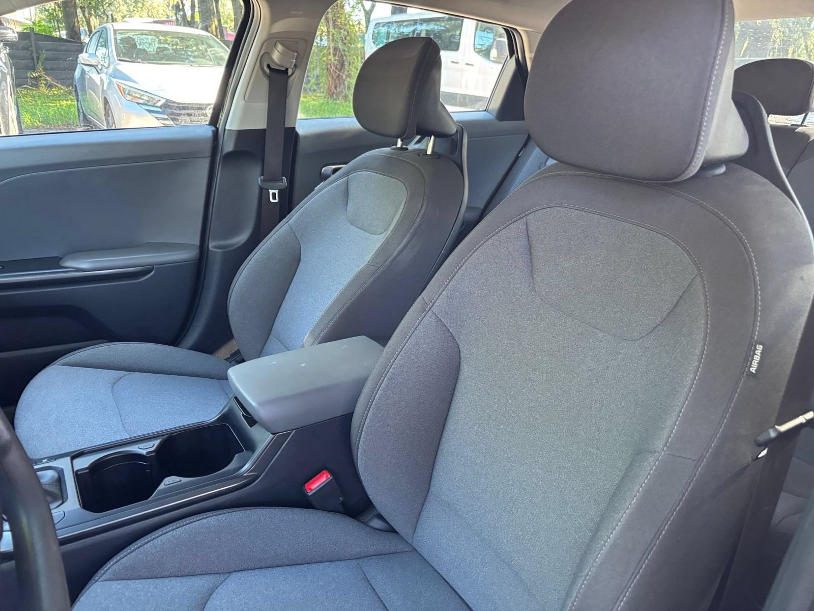 Used 2025 Kia K4 FWD image 35