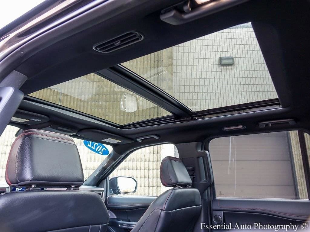 Certified 2022 Ford Expedition Max Limited image 13