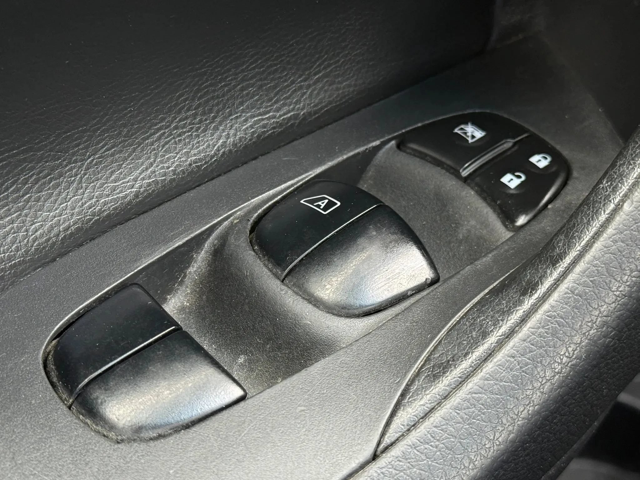 Used 2018 Nissan Altima 2.5 SV FWD image 23