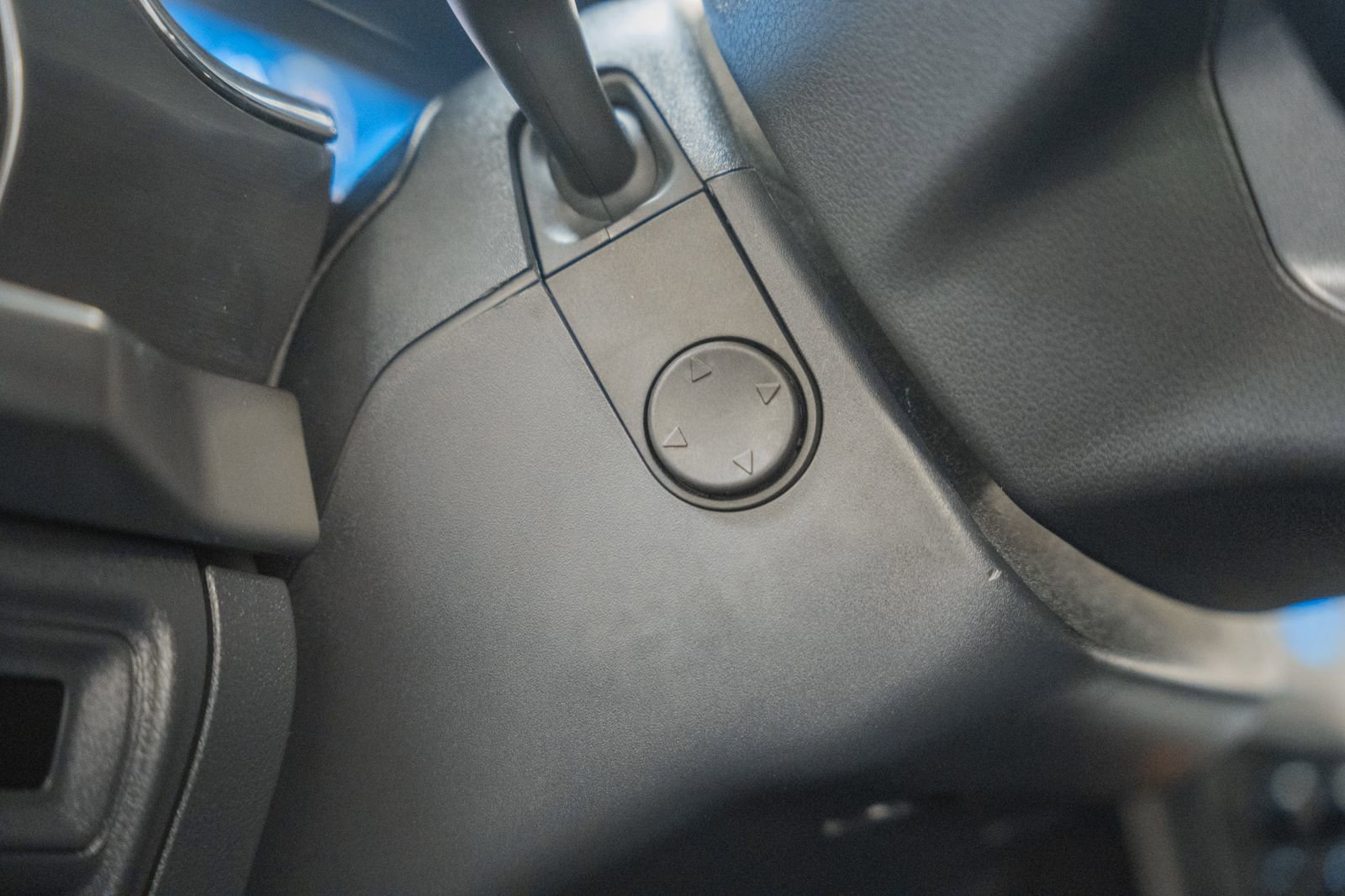 Used 2023 Ford F150 Lariat w/ Equipment Group 502A High image 46