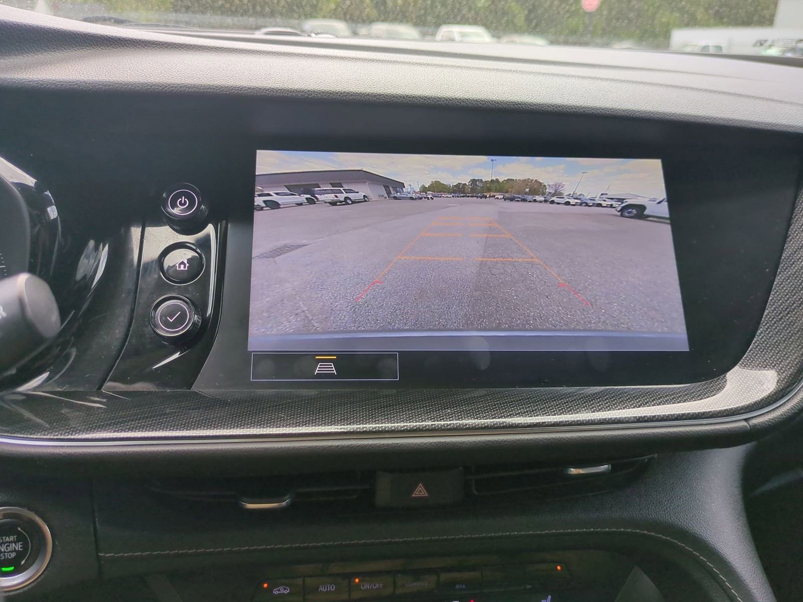 Certified 2021 Buick Envision Essence w/ Sport Touring Package image 14