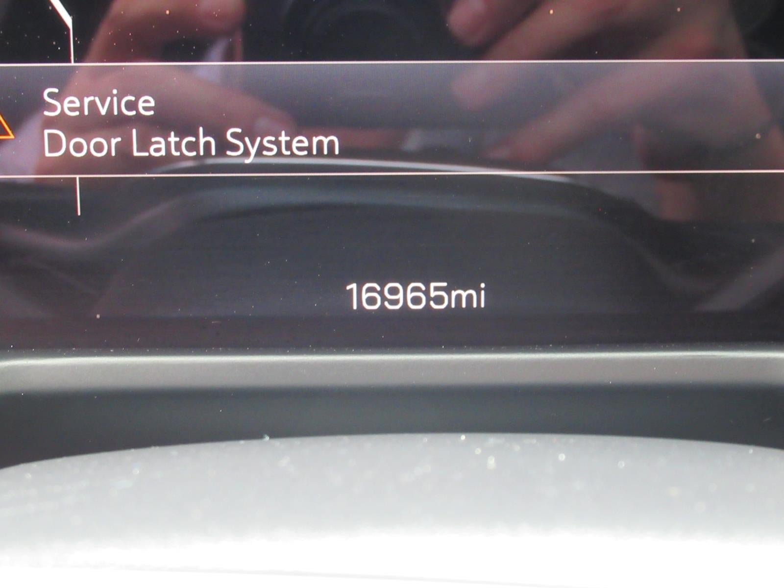 Used 2024 GMC Acadia Elevation w/ Luxury Package FWD image 30