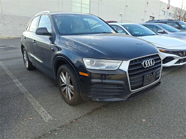 Used 2018 Audi Q3 2.0T Premium w/ Convenience Package image 3