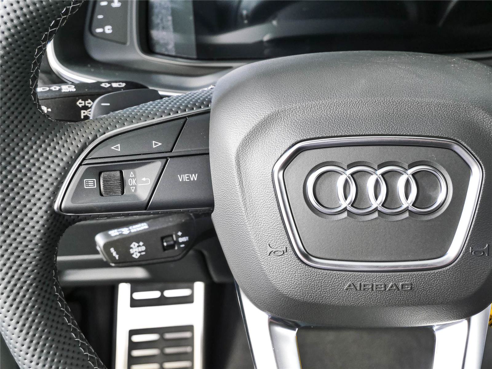 New 2026 Audi SQ8 Prestige AWD/4WD image 11