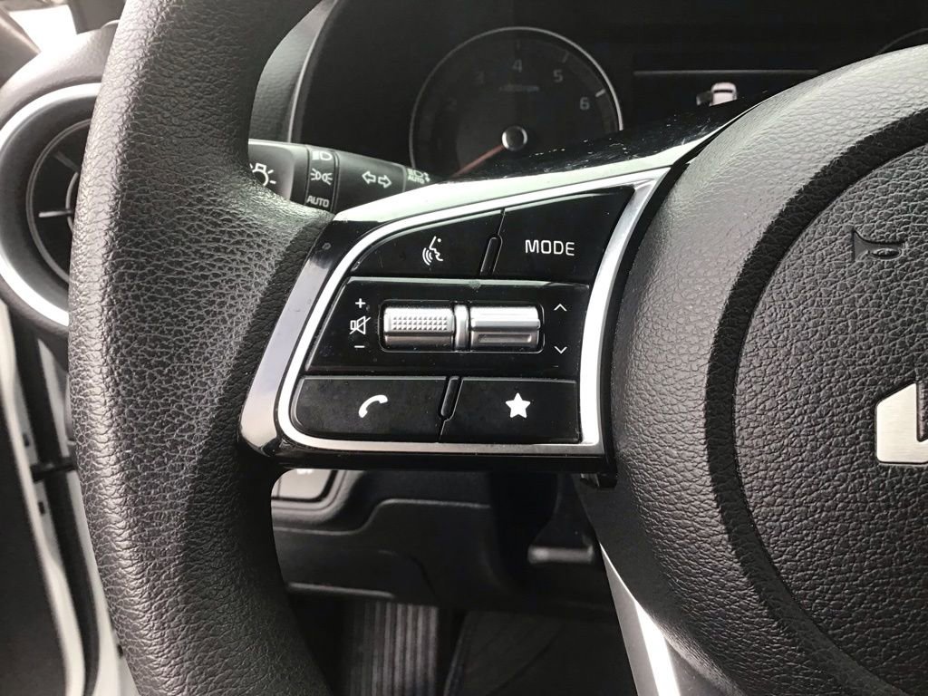 Used 2024 Kia Forte LXS FWD image 19