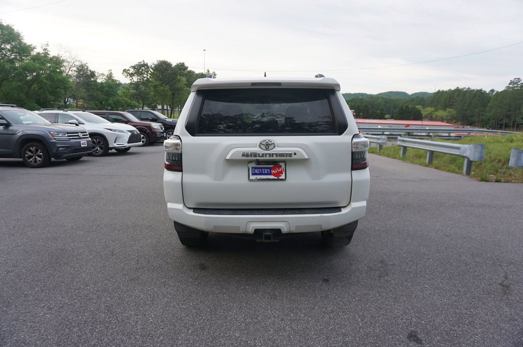 Used 2019 Toyota 4Runner SR5 image 18