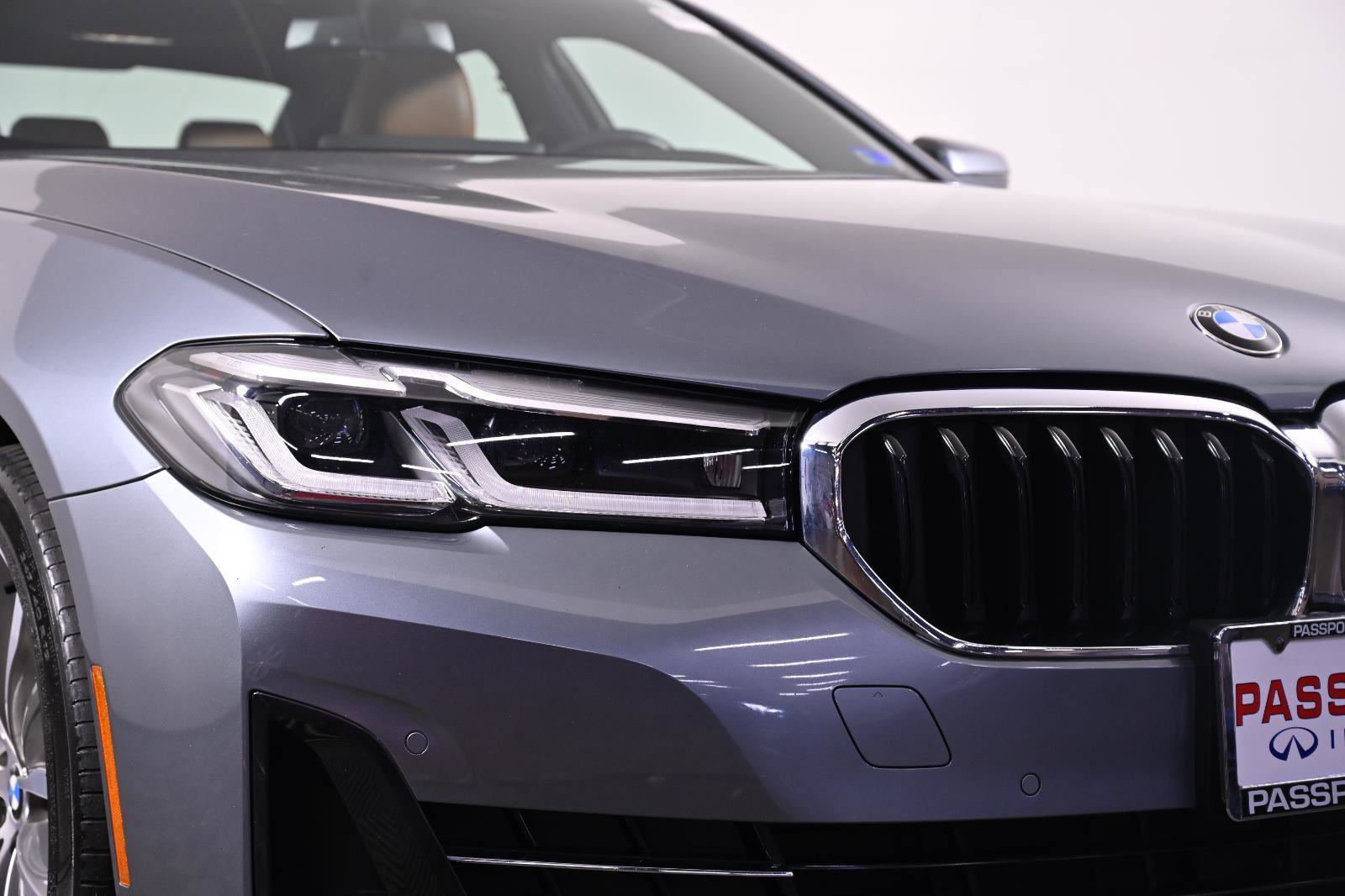 Used 2022 BMW 530i xDrive w/ Premium Package AWD/4WD image 7