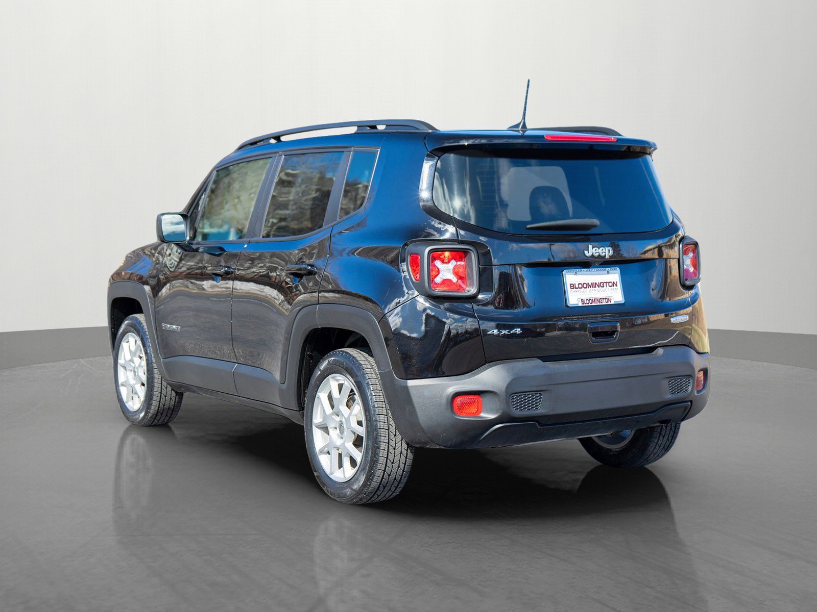 Used 2022 Jeep Renegade Latitude w/ Convenience Group image 5