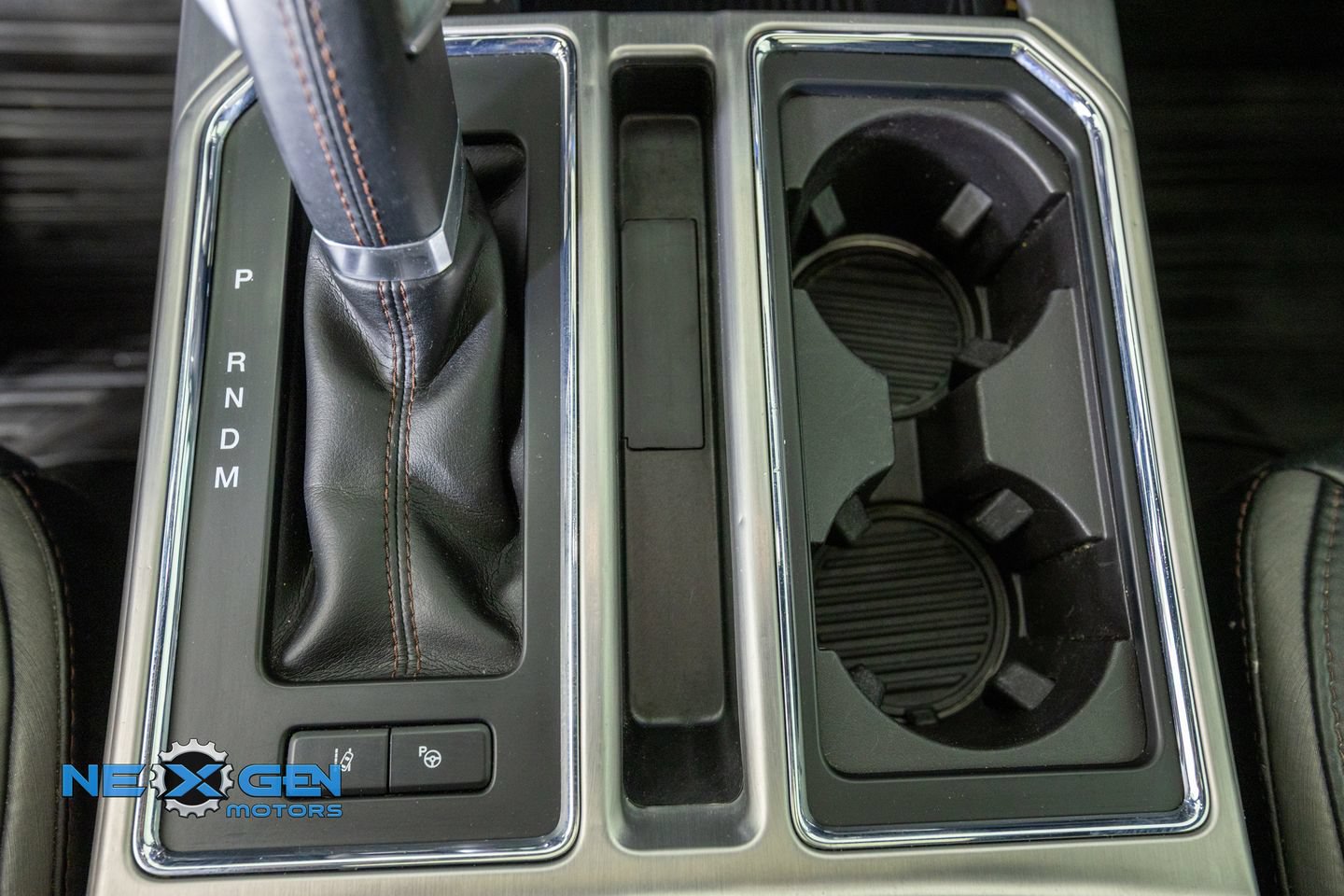 Used 2019 Ford F150 Platinum w/ Equipment Group 701A Luxury AWD/4WD image 27