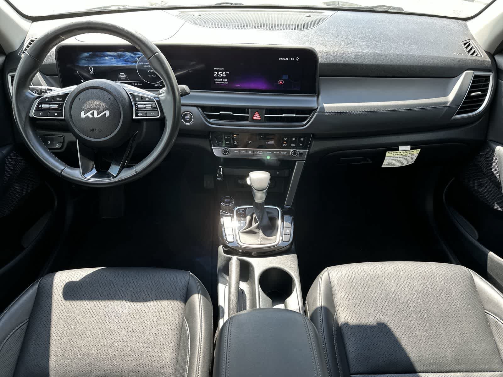 Used 2024 Kia Seltos EX FWD image 20