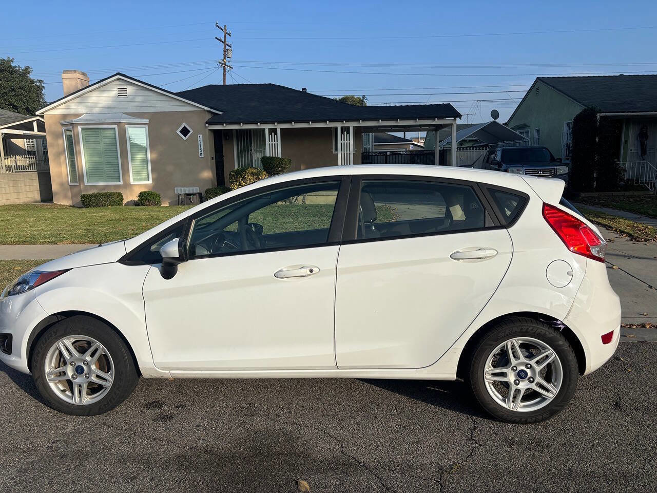 Used 2018 Ford Fiesta SE image 5