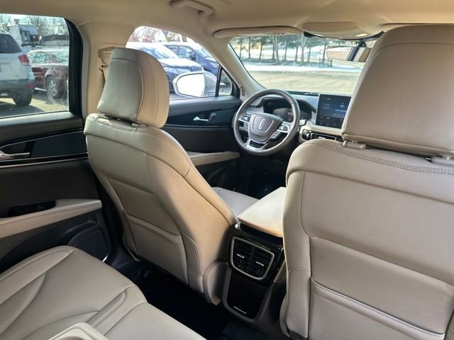 Certified 2023 Lincoln Nautilus AWD w/ Premium Package image 19