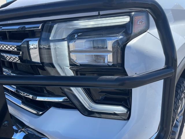 Used 2024 Chevrolet Silverado 2500 LTZ w/ LTZ Premium Package image 9