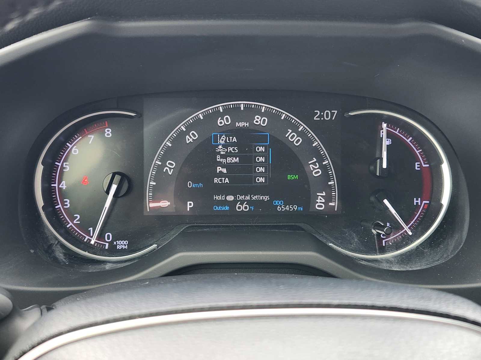 Used 2019 Toyota RAV4 Limited image 16