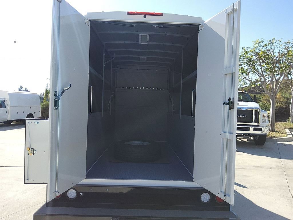 New 2026 Ford E-350 and Econoline 350 Super Duty w/ Power Equipment Group RWD image 18