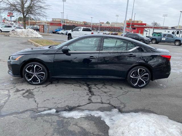 Used 2024 Nissan Altima 2.5 SR image 4
