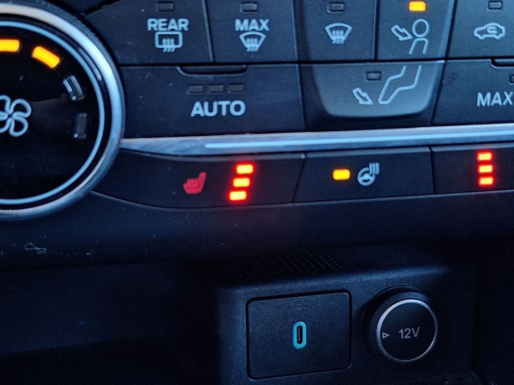 Used 2020 Ford Escape SEL image 24